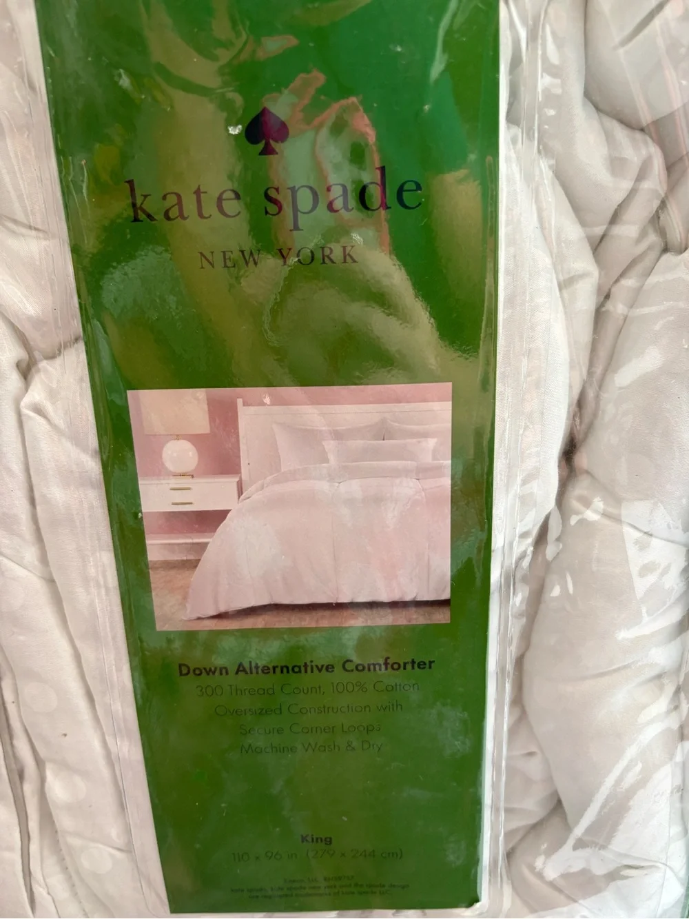 NEW Kate Spade Alternative White King Down Alternative Comforter